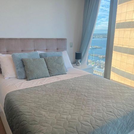 Magnificent Harbour View Skytower View Apartment In Cbd Auckland Exterior foto