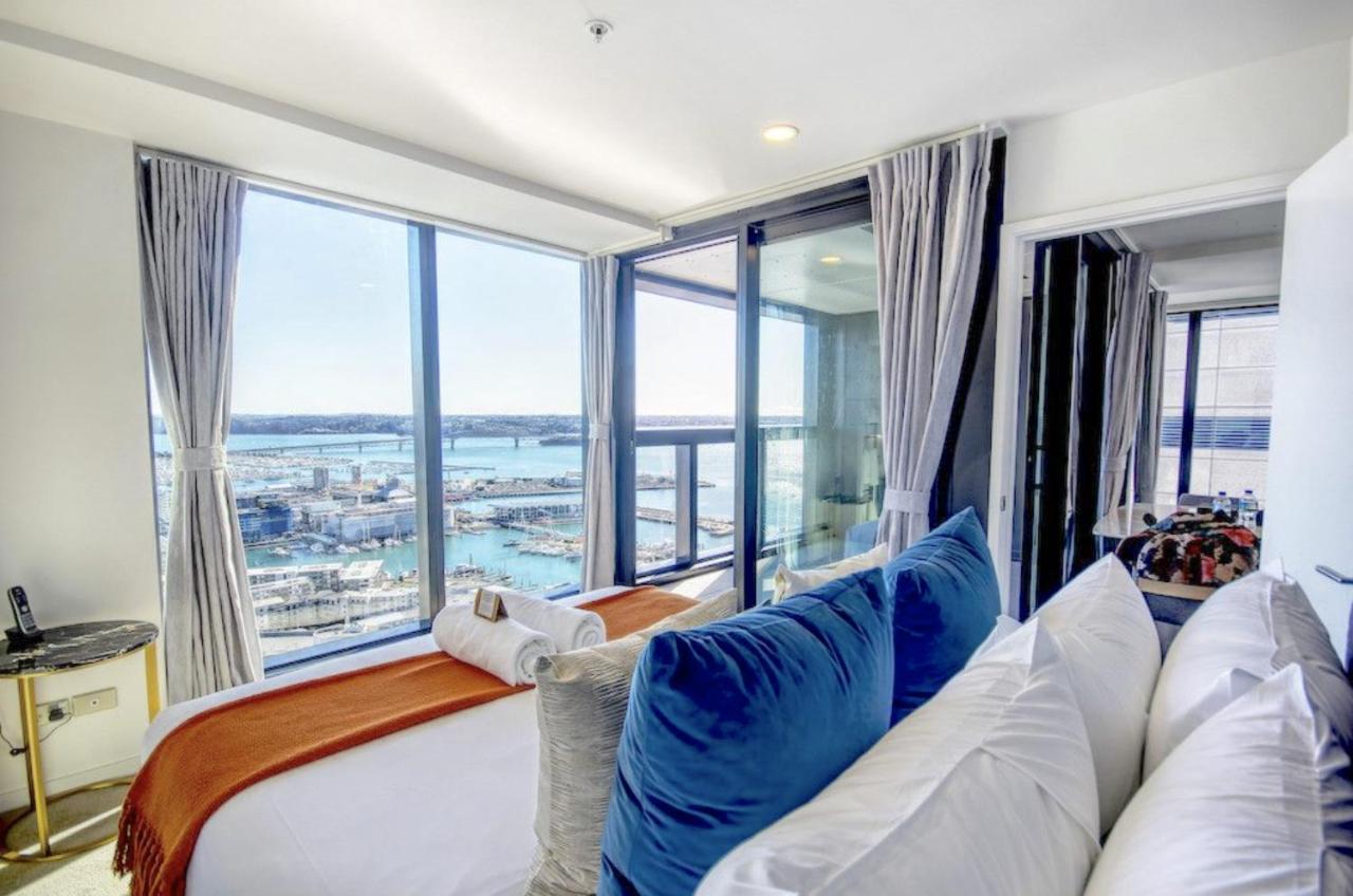 Magnificent Harbour View Skytower View Apartment In Cbd Auckland Exterior foto