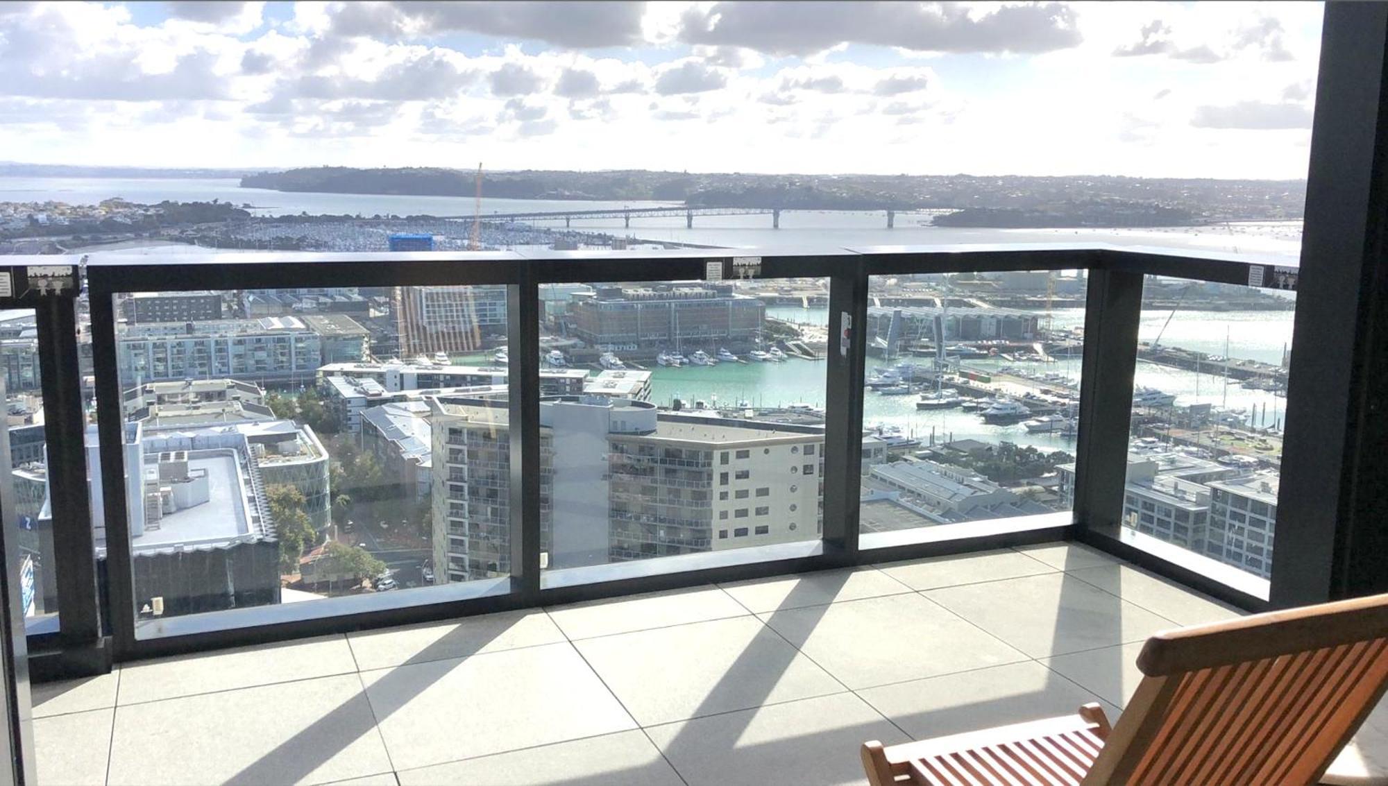 Magnificent Harbour View Skytower View Apartment In Cbd Auckland Exterior foto